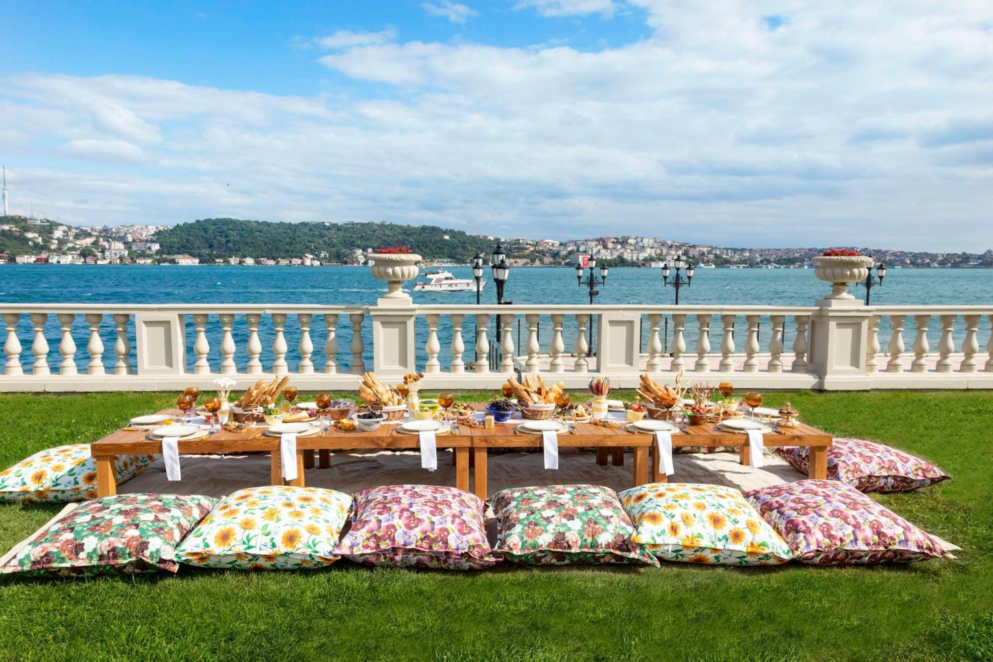 Готель Ciragan Palace Kempinski Стамбул