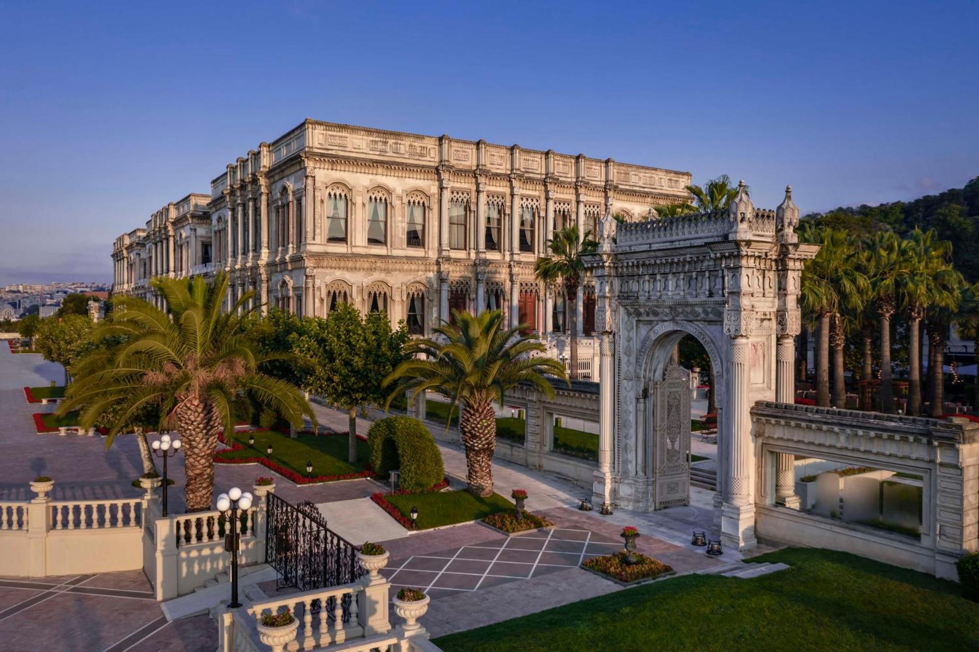 Готель Ciragan Palace Kempinski Стамбул